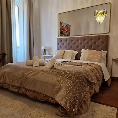 Drsrome - Roman's Ruins Colosseum Apartment *