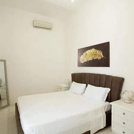 Drsrome - Roman's Ruins Colosseum Apartment